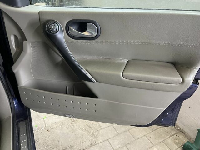 Синій Рено Меган, об'ємом двигуна 1.6 л та пробігом 225 тис. км за 5250 $, фото 10 на Automoto.ua