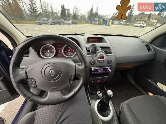 Синій Рено Меган, об'ємом двигуна 1.6 л та пробігом 287 тис. км за 4800 $, фото 4 на Automoto.ua