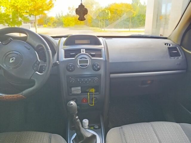 Синий Рено Меган, объемом двигателя 0 л и пробегом 280 тыс. км за 4100 $, фото 7 на Automoto.ua