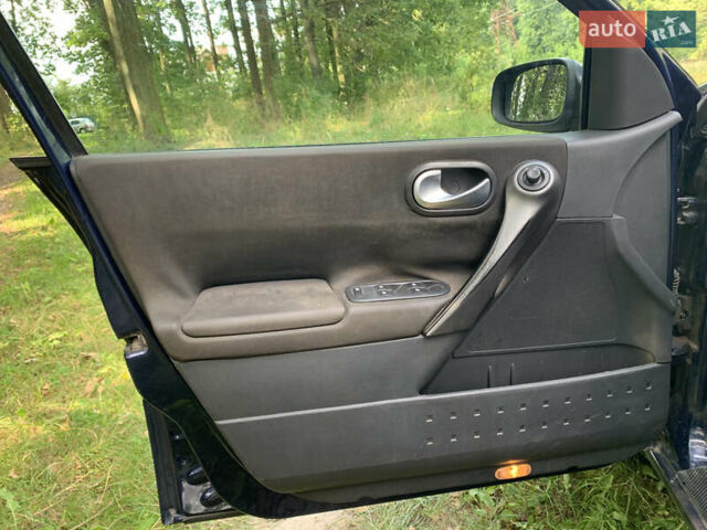 Синий Рено Меган, объемом двигателя 1.87 л и пробегом 363 тыс. км за 3700 $, фото 14 на Automoto.ua