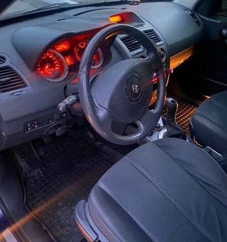 Синий Рено Меган, объемом двигателя 1.6 л и пробегом 347 тыс. км за 4900 $, фото 9 на Automoto.ua