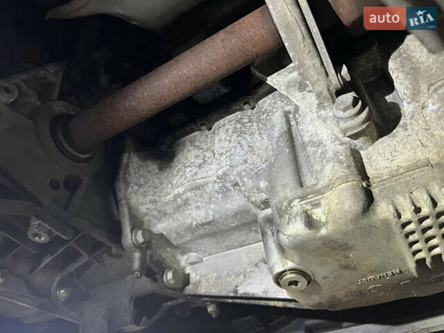 Синій Рено Меган, об'ємом двигуна 1.6 л та пробігом 221 тис. км за 5450 $, фото 2 на Automoto.ua