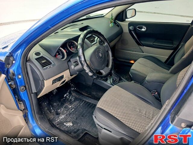 Синій Рено Меган, об'ємом двигуна 1.6 л та пробігом 1850 тис. км за 4250 $, фото 10 на Automoto.ua