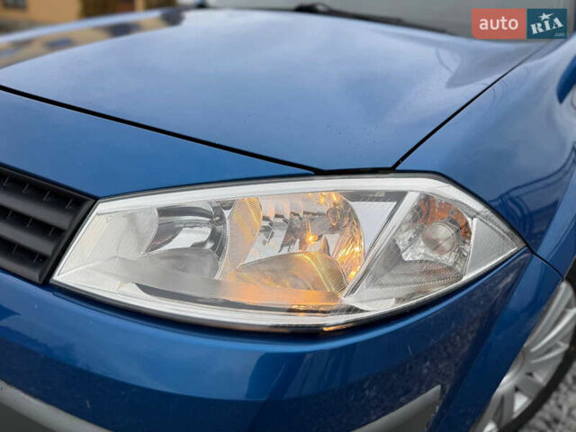 Синій Рено Меган, об'ємом двигуна 1.6 л та пробігом 215 тис. км за 4999 $, фото 12 на Automoto.ua