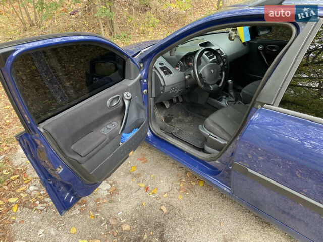 Синий Рено Меган, объемом двигателя 1.6 л и пробегом 198 тыс. км за 5500 $, фото 4 на Automoto.ua