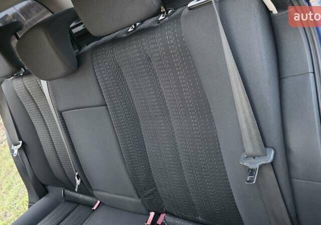 Синій Рено Меган, об'ємом двигуна 1.6 л та пробігом 248 тис. км за 5300 $, фото 15 на Automoto.ua