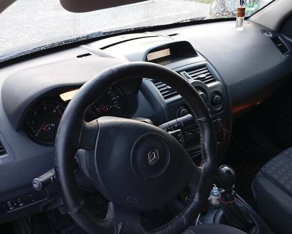 Синий Рено Меган, объемом двигателя 1.9 л и пробегом 353 тыс. км за 4800 $, фото 8 на Automoto.ua