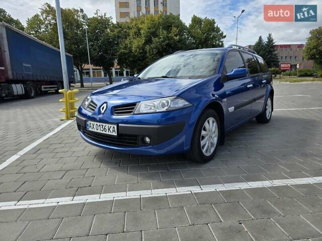 Синій Рено Меган, об'ємом двигуна 2 л та пробігом 245 тис. км за 6300 $, фото 2 на Automoto.ua