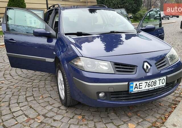 Синій Рено Меган, об'ємом двигуна 1.6 л та пробігом 249 тис. км за 5550 $, фото 7 на Automoto.ua