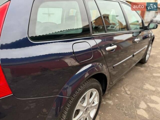 Синий Рено Меган, объемом двигателя 1.6 л и пробегом 151 тыс. км за 5900 $, фото 82 на Automoto.ua