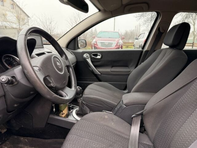 Синій Рено Меган, об'ємом двигуна 1.9 л та пробігом 350 тис. км за 2600 $, фото 10 на Automoto.ua