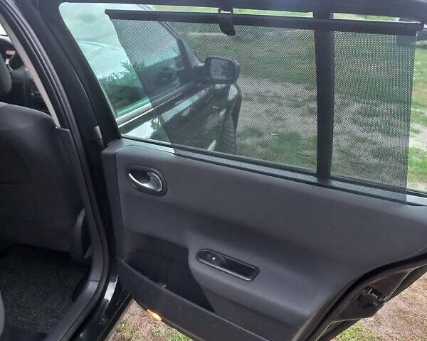 Синий Рено Меган, объемом двигателя 1.6 л и пробегом 213 тыс. км за 5700 $, фото 35 на Automoto.ua