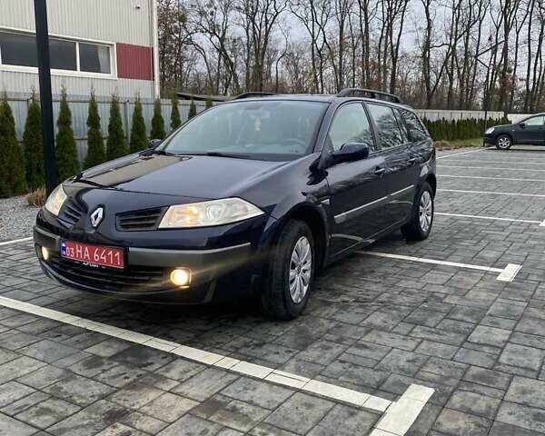 Синий Рено Меган, объемом двигателя 1.6 л и пробегом 229 тыс. км за 4850 $, фото 2 на Automoto.ua