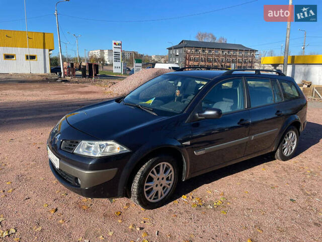 Рено Меган 2006 в Киеве на Automoto.ua Синий Рено Меган, объемом двигателя 1.46 л и пробегом 380 тыс. км за 5400 $, фото 1 на Automoto.ua