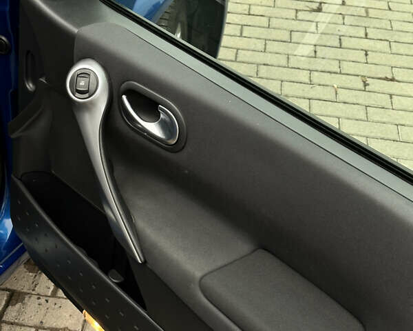 Синій Рено Меган, об'ємом двигуна 1.6 л та пробігом 164 тис. км за 5950 $, фото 23 на Automoto.ua