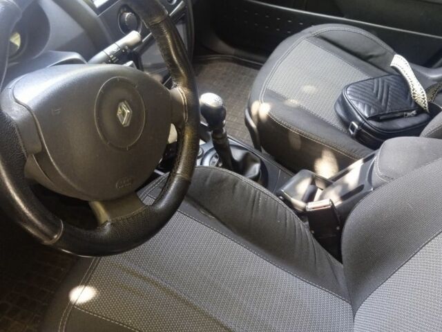 Синий Рено Меган, объемом двигателя 1.5 л и пробегом 300 тыс. км за 4300 $, фото 5 на Automoto.ua