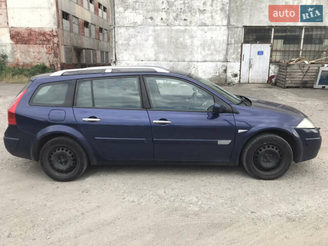 Синий Рено Меган, объемом двигателя 1.6 л и пробегом 280 тыс. км за 4700 $, фото 6 на Automoto.ua