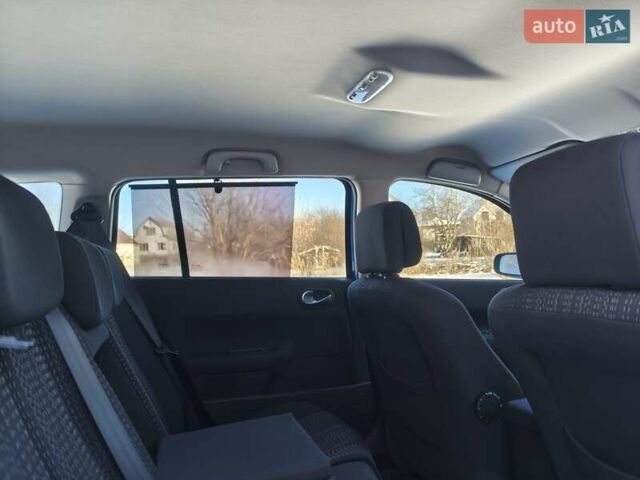 Синій Рено Меган, об'ємом двигуна 1.6 л та пробігом 221 тис. км за 5200 $, фото 28 на Automoto.ua