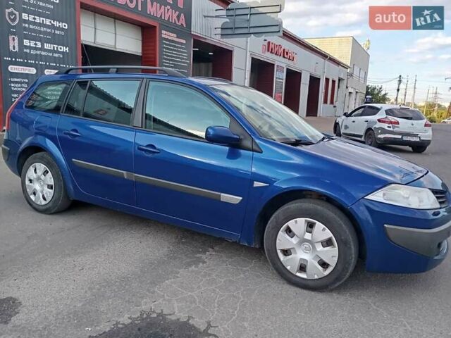 Рено Меган 2006 у Сумах на Automoto.ua Синій Рено Меган, об'ємом двигуна 1.6 л та пробігом 163 тис. км за 5200 $, фото 18 на Automoto.ua