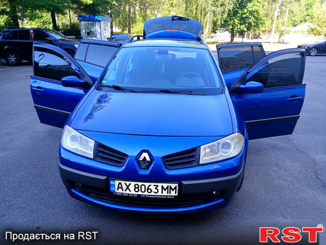 Синий Рено Меган, объемом двигателя 1.6 л и пробегом 161 тыс. км за 5500 $, фото 11 на Automoto.ua