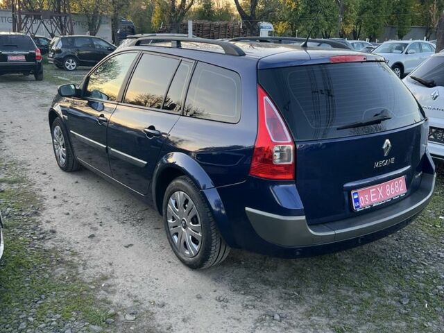 Синий Рено Меган, объемом двигателя 1.6 л и пробегом 229 тыс. км за 4700 $, фото 1 на Automoto.ua
