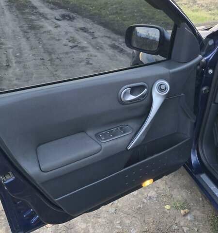 Синій Рено Меган, об'ємом двигуна 1.6 л та пробігом 248 тис. км за 5300 $, фото 8 на Automoto.ua