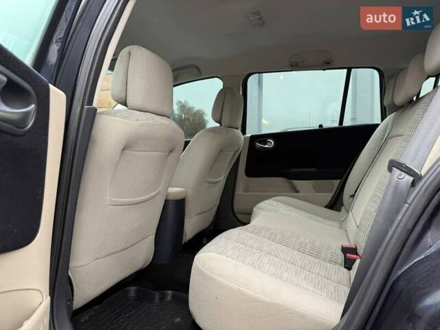 Синий Рено Меган, объемом двигателя 1.6 л и пробегом 300 тыс. км за 4800 $, фото 22 на Automoto.ua