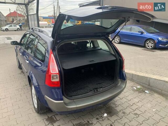Синій Рено Меган, об'ємом двигуна 2 л та пробігом 329 тис. км за 4200 $, фото 7 на Automoto.ua