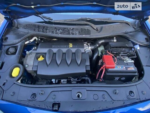 Синій Рено Меган, об'ємом двигуна 1.6 л та пробігом 179 тис. км за 5700 $, фото 9 на Automoto.ua