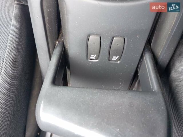 Рено Меган 2006 у Сумах на Automoto.ua Синій Рено Меган, об'ємом двигуна 1.6 л та пробігом 163 тис. км за 5200 $, фото 22 на Automoto.ua