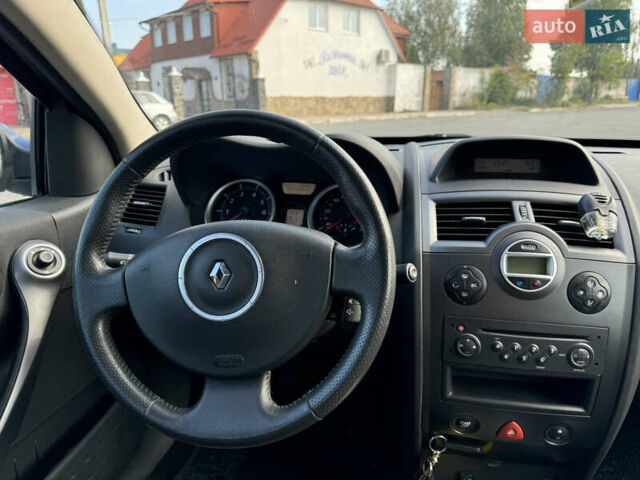 Синий Рено Меган, объемом двигателя 1.6 л и пробегом 235 тыс. км за 4444 $, фото 21 на Automoto.ua
