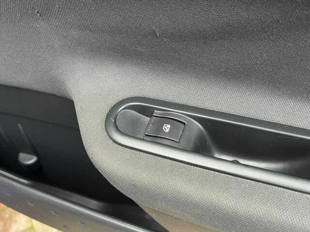 Синий Рено Меган, объемом двигателя 1.6 л и пробегом 227 тыс. км за 4800 $, фото 20 на Automoto.ua