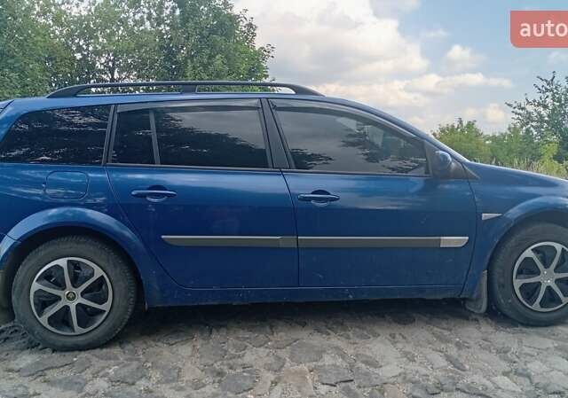 Синий Рено Меган, объемом двигателя 1.6 л и пробегом 218 тыс. км за 5100 $, фото 5 на Automoto.ua
