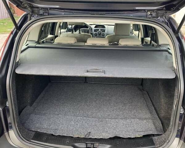 Синий Рено Меган, объемом двигателя 1.6 л и пробегом 229 тыс. км за 4850 $, фото 16 на Automoto.ua