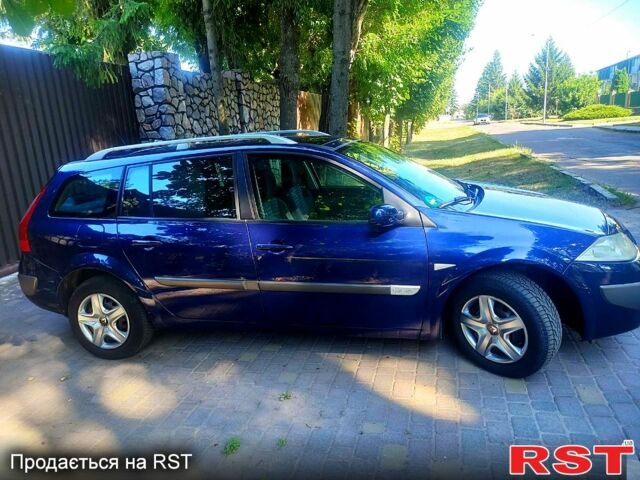 Синий Рено Меган, объемом двигателя 1.6 л и пробегом 212 тыс. км за 5600 $, фото 4 на Automoto.ua