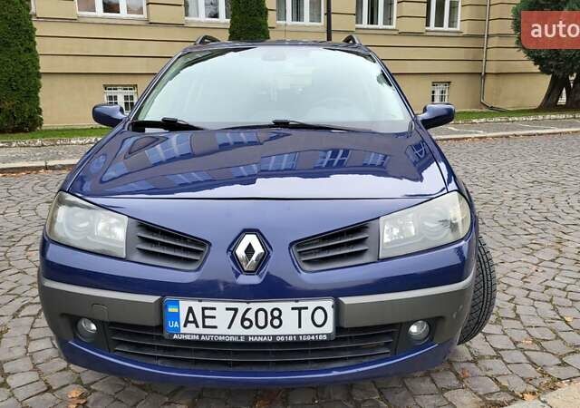 Синій Рено Меган, об'ємом двигуна 1.6 л та пробігом 249 тис. км за 5550 $, фото 9 на Automoto.ua