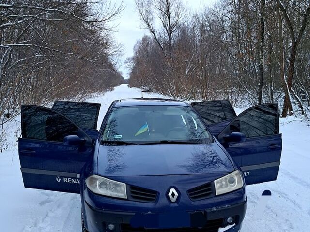 Синій Рено Меган, об'ємом двигуна 1.4 л та пробігом 293 тис. км за 4100 $, фото 2 на Automoto.ua