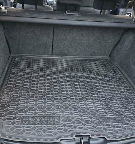 Синій Рено Меган, об'ємом двигуна 1.6 л та пробігом 248 тис. км за 5300 $, фото 11 на Automoto.ua