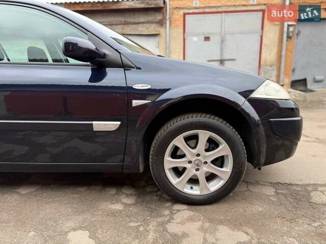 Синий Рено Меган, объемом двигателя 1.6 л и пробегом 151 тыс. км за 5900 $, фото 21 на Automoto.ua