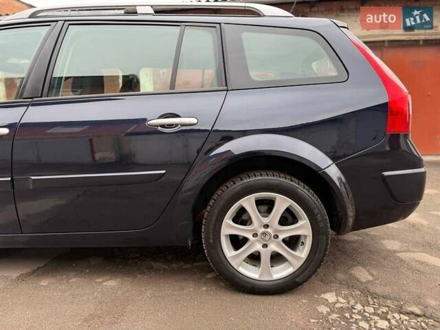 Синий Рено Меган, объемом двигателя 1.6 л и пробегом 151 тыс. км за 5900 $, фото 20 на Automoto.ua