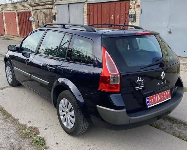 Синий Рено Меган, объемом двигателя 1.6 л и пробегом 229 тыс. км за 4850 $, фото 3 на Automoto.ua