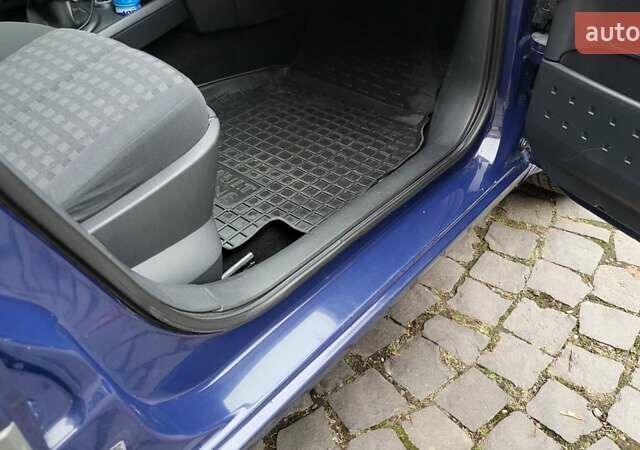 Синій Рено Меган, об'ємом двигуна 1.6 л та пробігом 249 тис. км за 5550 $, фото 15 на Automoto.ua