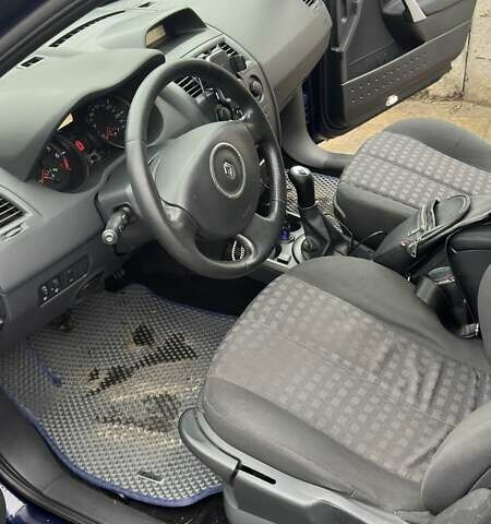 Синий Рено Меган, объемом двигателя 1.6 л и пробегом 223 тыс. км за 5500 $, фото 21 на Automoto.ua