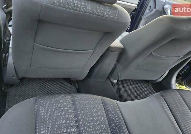 Синій Рено Меган, об'ємом двигуна 1.6 л та пробігом 248 тис. км за 5300 $, фото 9 на Automoto.ua