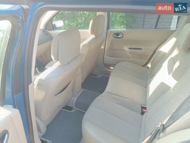 Синий Рено Меган, объемом двигателя 2 л и пробегом 218 тыс. км за 4990 $, фото 8 на Automoto.ua