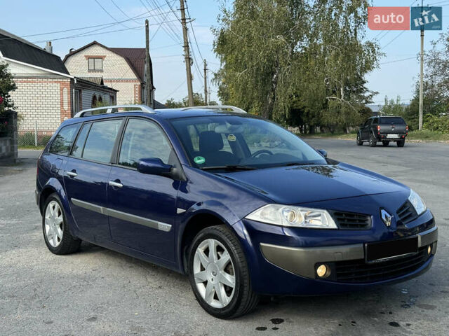 Синий Рено Меган, объемом двигателя 1.6 л и пробегом 235 тыс. км за 4444 $, фото 11 на Automoto.ua