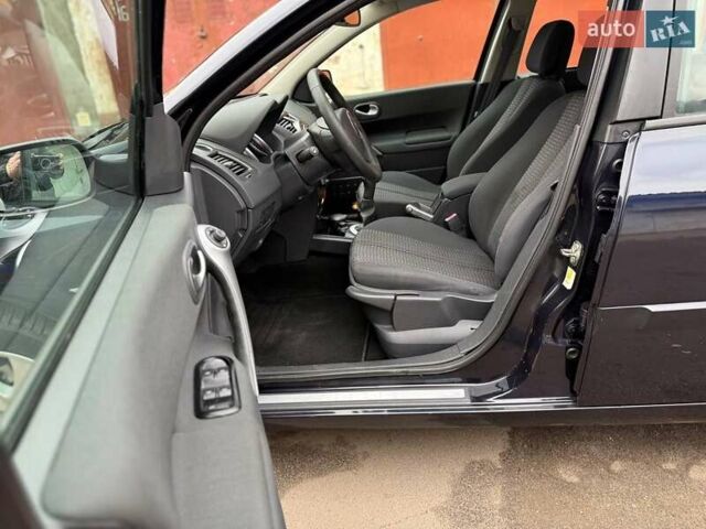 Синий Рено Меган, объемом двигателя 1.6 л и пробегом 151 тыс. км за 5900 $, фото 74 на Automoto.ua