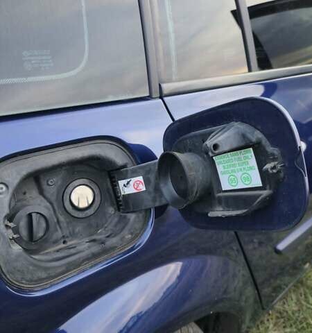 Синій Рено Меган, об'ємом двигуна 1.6 л та пробігом 248 тис. км за 5300 $, фото 23 на Automoto.ua