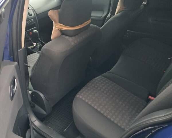 Синий Рено Меган, объемом двигателя 1.46 л и пробегом 380 тыс. км за 4500 $, фото 4 на Automoto.ua