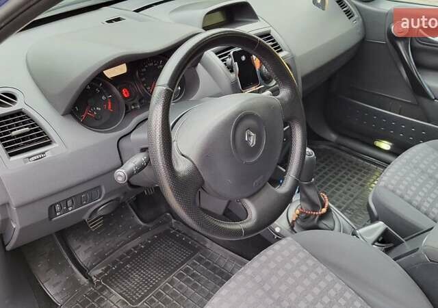 Синій Рено Меган, об'ємом двигуна 1.6 л та пробігом 249 тис. км за 5550 $, фото 30 на Automoto.ua